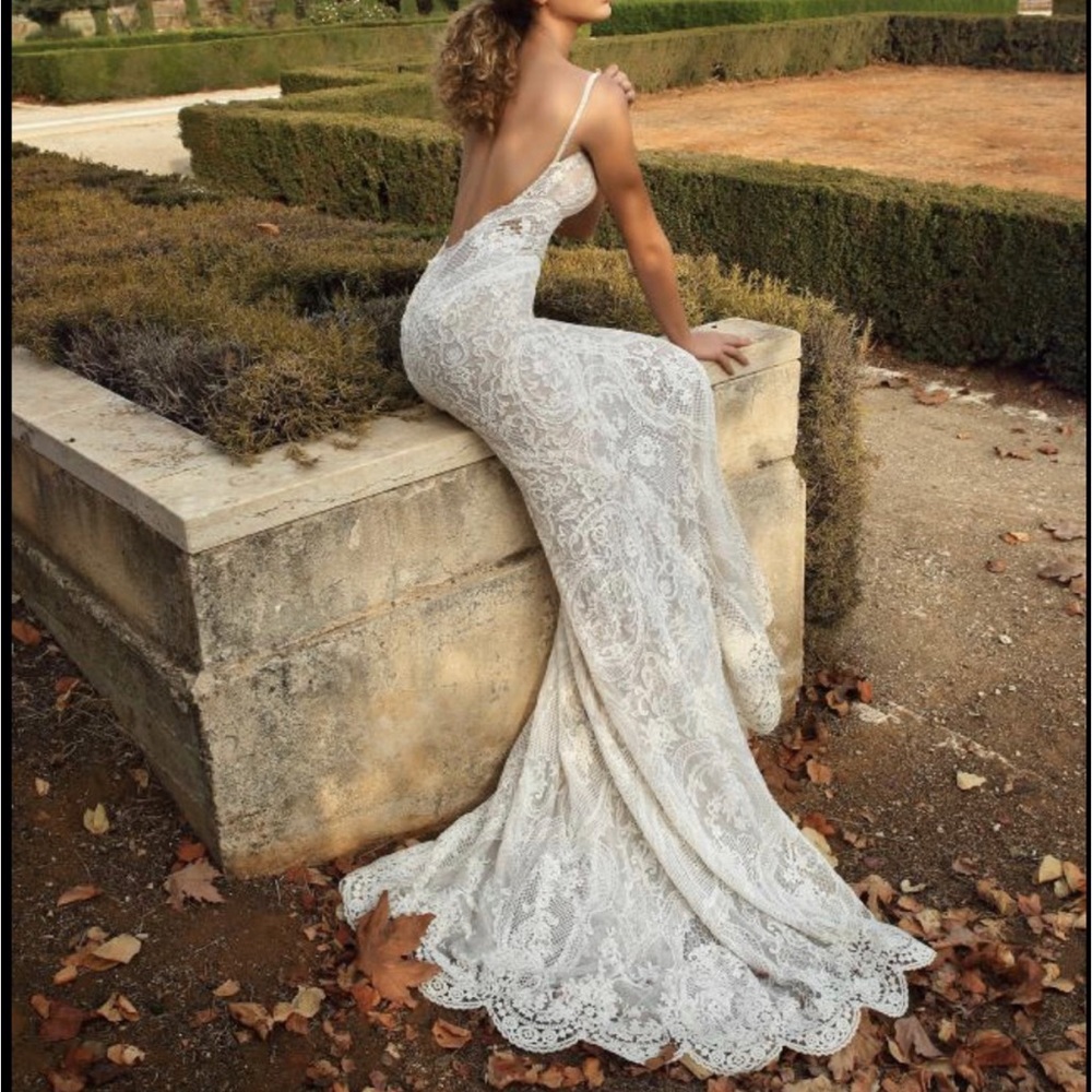 Galia Lahav Wedding Gown - Picture 2 of 7